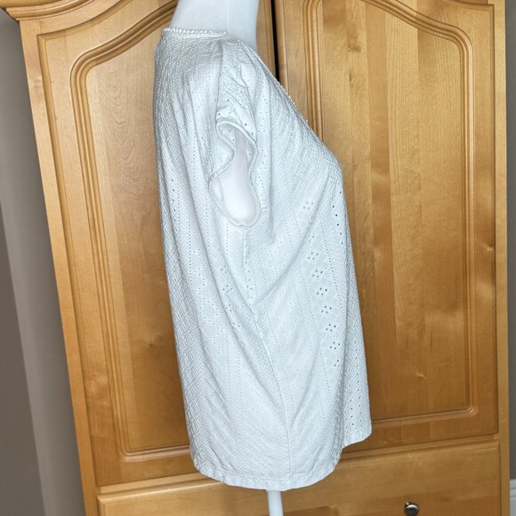 Tommy Hilfiger Crisp White Eyelet T-Shirt, Size SP - Picture 4 of 7